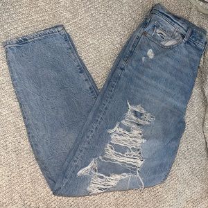 American Eagle Ripped Relaxed Mom Jeans